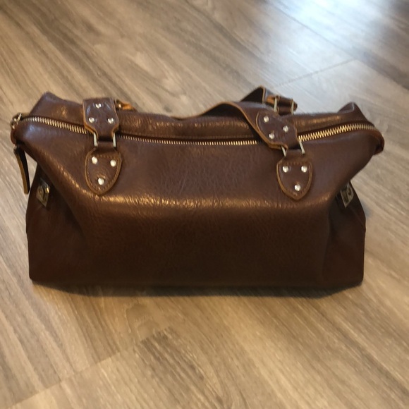 Matt & Matt shoulder bag
Length: 13” Width: 8”
Brown - Picture 3 of 6